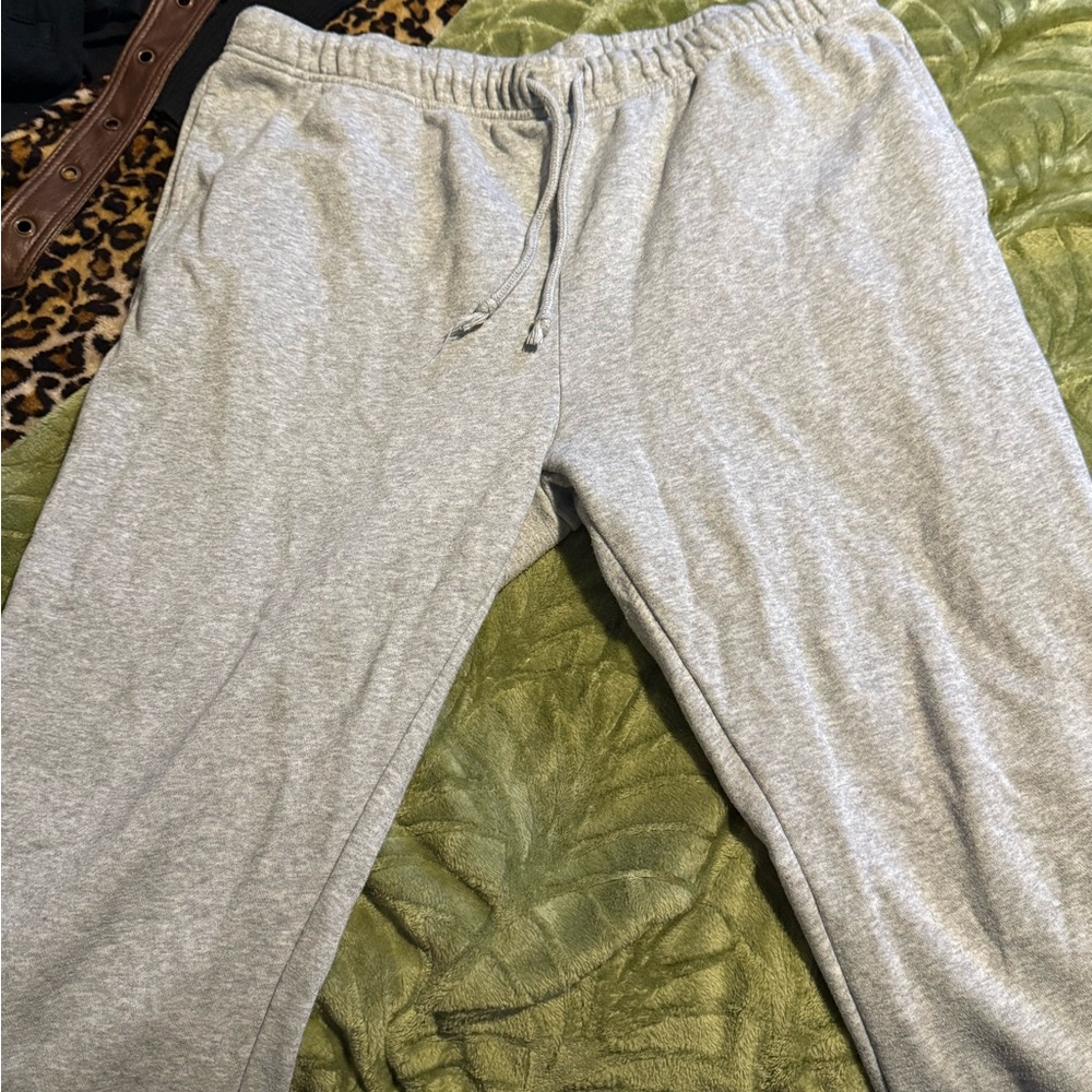 Men's Gray Sweatpants
